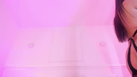 Manuela online show from November 15, 12:17 pm