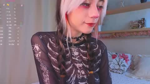 Molly online show from September 19, 3:11 pm