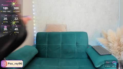 paolarey_ online show from November 9, 12:16 am