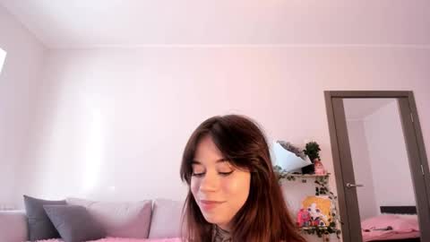 Bella online show from November 14, 4:34 am