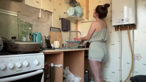 Call me Miss Alice Careful Passion Queen online show from February 7, 10:19 am