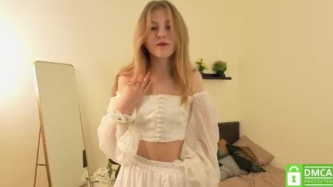 Vicki online show from October 4, 10:21 am