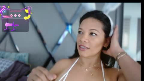 Paula online show from April 5, 10:20 pm