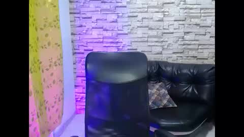paula ross online show from May 13, 1:11 am