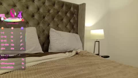 Paula Andrea online show from October 5, 2:49 am