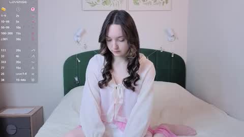 Alice online show from February 26, 2:05 pm