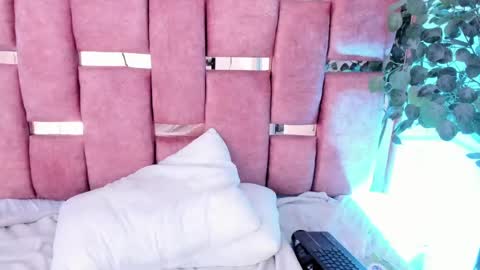 paulette_dupont_ online show from October 5, 5:12 am