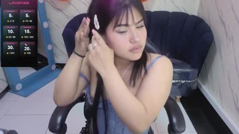 Live 800am 200pm COLOMBIAN HOUR online show from October 23, 2:23 pm