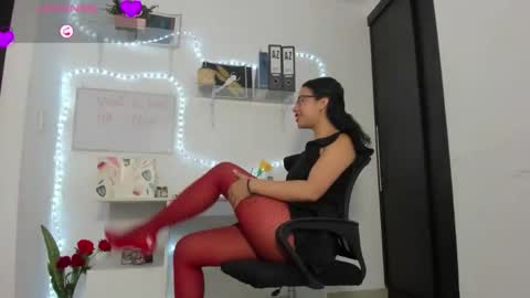 paulina online show from April 22, 7:44 pm