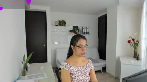 paulina online show from June 4, 7:07 pm
