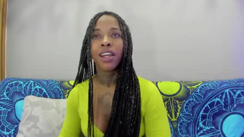 Snapshot of pauline_fox chatting on September 24, 2:54 am Pauline online show from September 24, 2:54 am
