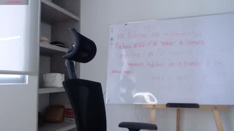 paulirose online show from December 30, 4:07 pm