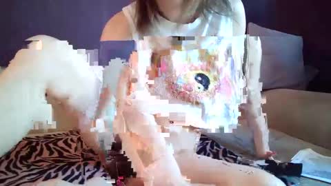 Andrea online show from February 24, 5:19 am