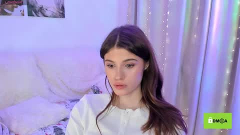 Snapshot of peach_mila chatting on January 25, 6:10 pm your love online show from January 25, 6:10 pm