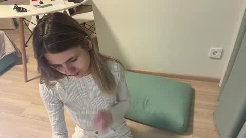 Peachy online show from May 11, 6:38 pm