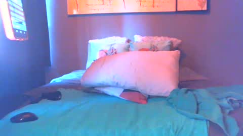 Pearl online show from March 3, 3:48 pm