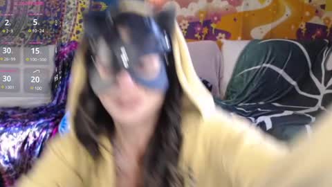 Snapshot of peekclimaxxx chatting on February 28, 2:42 pm NEXT CHILL SESH 1130 930pm -ish PEEK online show from February 28, 2:42 pm
