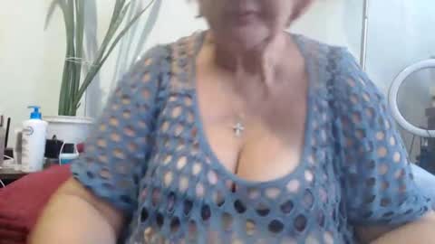 Snapshot of peggysoft chatting on September 19, 12:48 pm PeggySoft online show from September 19, 12:48 pm