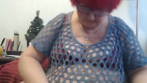 Snapshot of peggysoft chatting on February 10, 5:47 am PeggySoft online show from February 10, 5:47 am