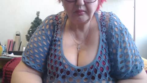 Snapshot of peggysoft chatting on February 18, 9:43 am PeggySoft online show from February 18, 9:43 am