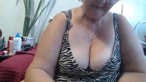 Snapshot of peggysoft chatting on September 14, 11:30 am PeggySoft online show from September 14, 11:30 am