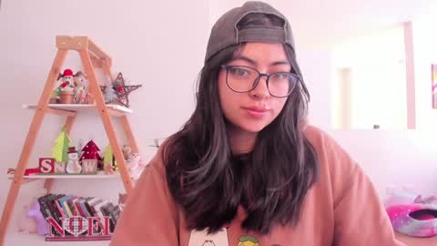 Sarah Ana Banana online show from January 8, 1:52 pm