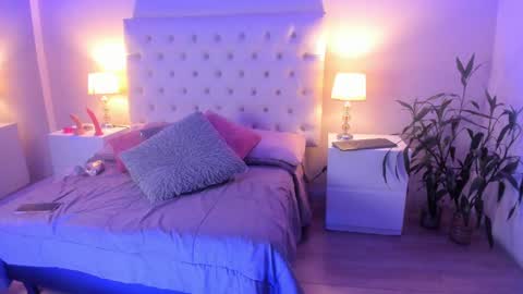 PERLA online show from September 22, 12:14 pm