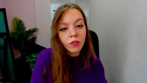 Snapshot of persinaky chatting on October 5, 7:19 pm horror flying on the wings of the night.... online show from October 5, 7:19 pm