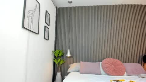 Lizza online show from April 18, 11:24 am