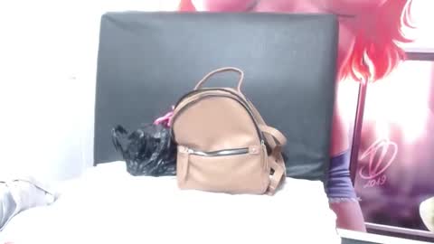 Snapshot of pervertt_nicole chatting on February 9, 1:14 pm Nicole online show from February 9, 1:14 pm