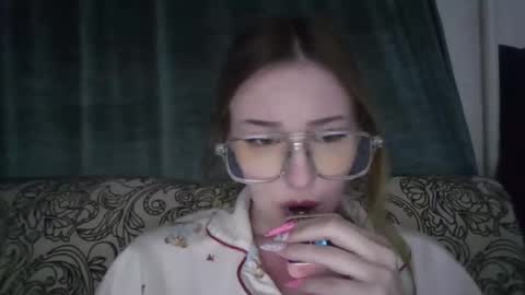 PetaWane online show from March 30, 7:46 pm