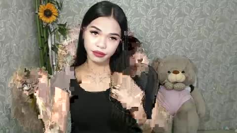 Snapshot of petite_angelx chatting on March 9, 2:29 am angel online show from March 9, 2:29 am