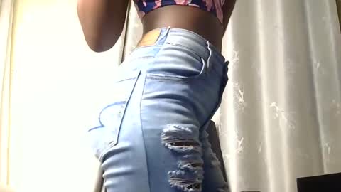 Moon online show from April 16, 8:19 pm