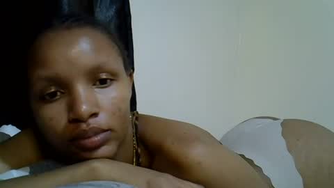 petite_melinda online show from July 3, 12:27 am