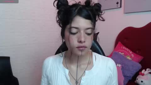 Melody online show from March 10, 2:21 pm