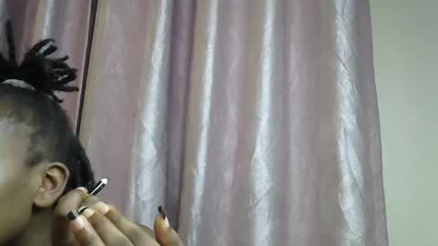 petite_star2 online show from December 21, 5:01 am