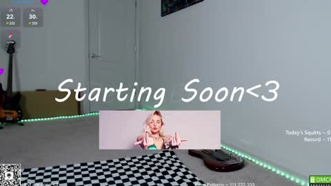 Snapshot of petitebrat chatting on January 14, 10:23 pm PiperAvery online show from January 14, 10:23 pm