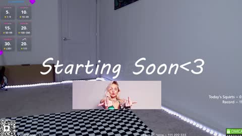Snapshot of petitebrat chatting on January 18, 1:41 am PiperAvery online show from January 18, 1:41 am