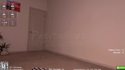 PiperAvery online show from October 27, 12:17 am