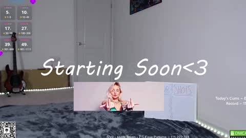 Snapshot of petitebrat chatting on February 8, 9:15 pm PiperAvery online show from February 8, 9:15 pm