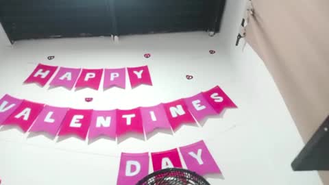 danna online show from February 27, 3:58 am