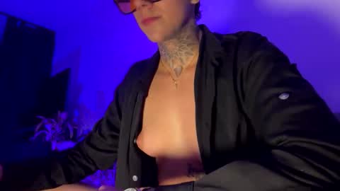 PHILLIP online show from March 19, 10:58 pm