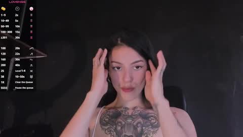 phoenixx_x online show from February 4, 5:55 pm