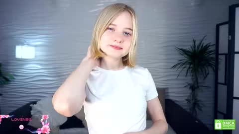 Hann G. Jones online show from November 1, 5:22 am