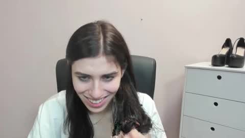 P I A online show from October 25, 6:54 am