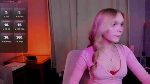 Adeline online show from June 19, 1:36 pm