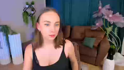 Emelie online show from September 22, 10:24 am