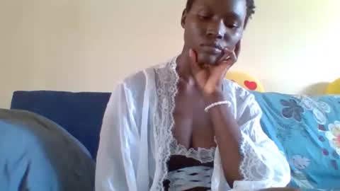 pinah1997 online show from January 18, 11:50 am