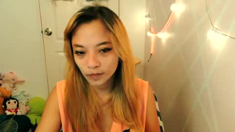 Snapshot of pinay_beauty14 chatting on January 16, 12:55 am pinay beauty14 online show from January 16, 12:55 am