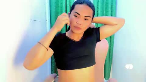 Snapshot of pinay_cristine chatting on October 9, 3:05 pm pinay_cristine online show from October 9, 3:05 pm